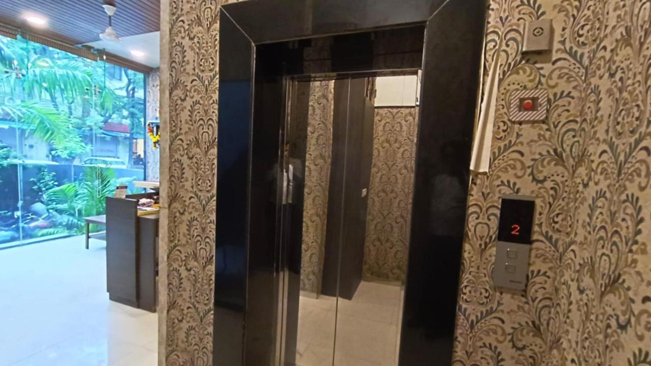J R Residency Hotel Navi Mumbai Bagian luar foto