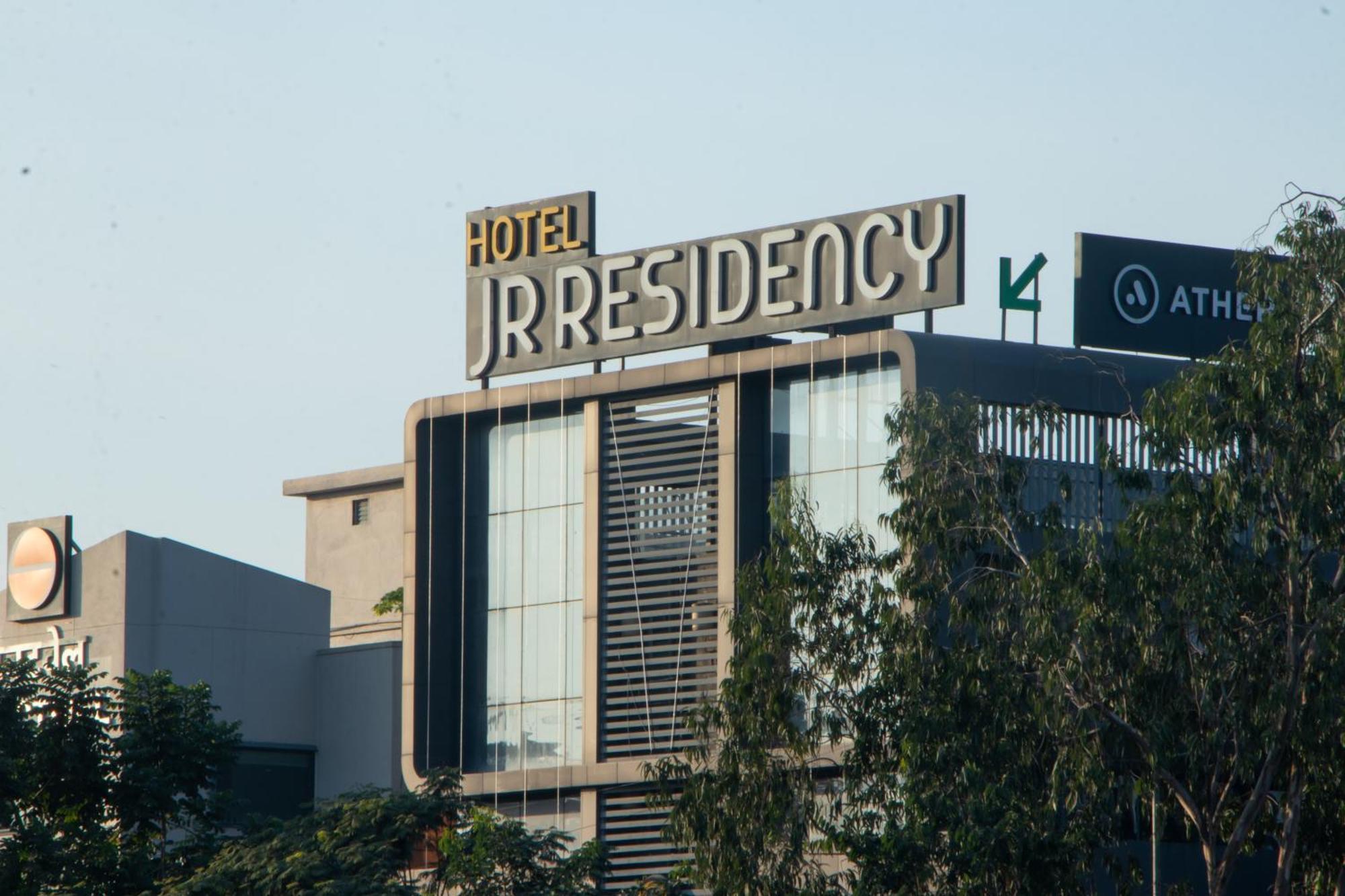 J R Residency Hotel Navi Mumbai Bagian luar foto