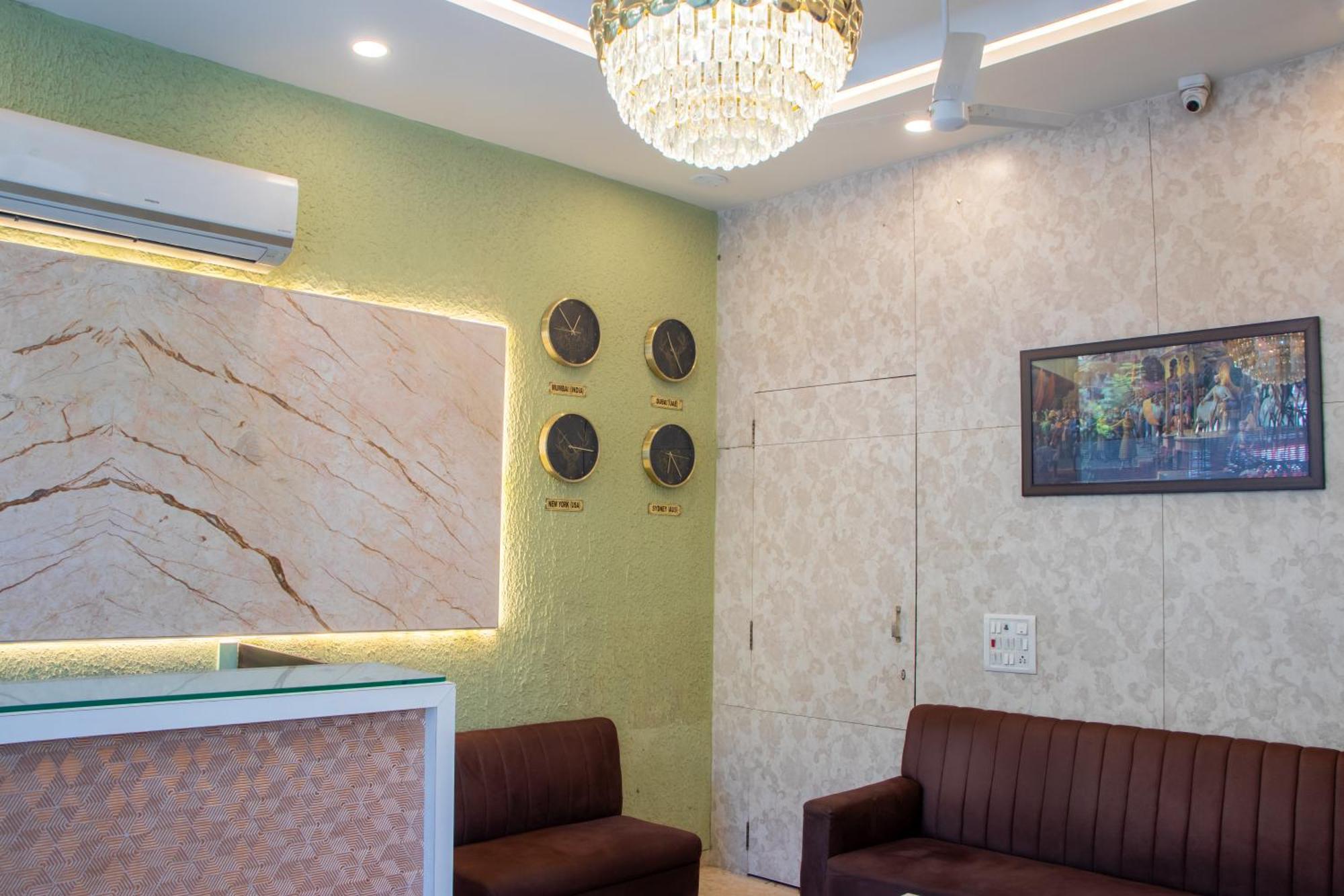 J R Residency Hotel Navi Mumbai Bagian luar foto